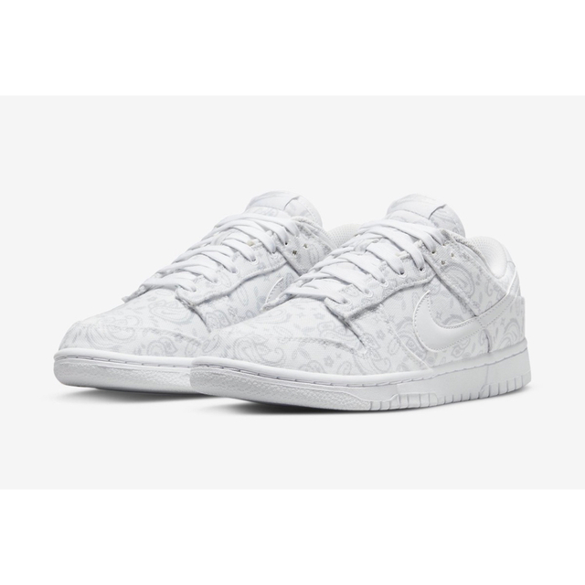 【新品】★即完売★NIKE Dunk Low ESS White Paisley