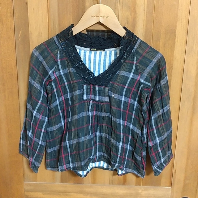 FITH(フィス)のFITHのシャツ キッズ/ベビー/マタニティのキッズ服女の子用(90cm~)(ブラウス)の商品写真