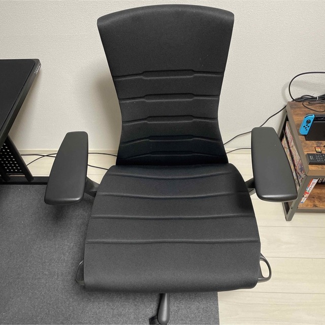 絶妙なデザイン Herman Miller ハーマンミラー×ロジクール エンボディ