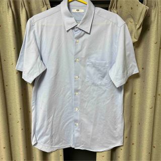 ユニクロ(UNIQLO)のユニクロ　半袖イージーケアシャツ　メンズ　夏用(シャツ)