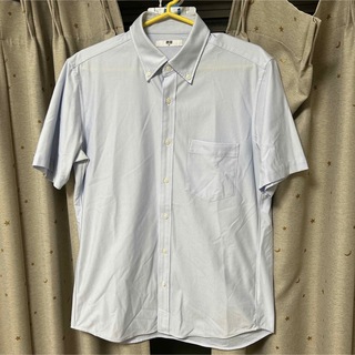 ユニクロ(UNIQLO)のユニクロ　半袖イージーケアシャツ　メンズ　夏用(シャツ)