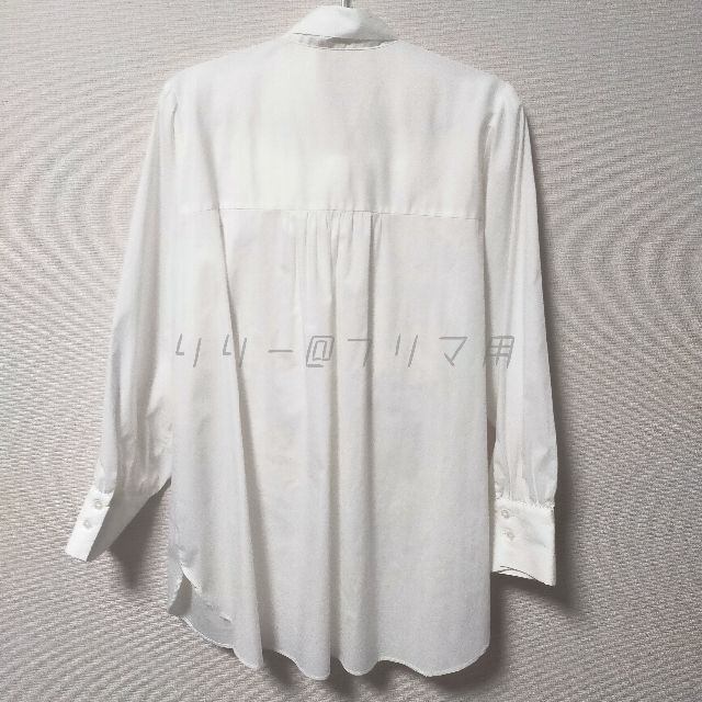 JUSGLITTY(ジャスグリッティー)のJUSGLITTY 22SS ボウタイリボンシャツ ジャスグリッティー　ホワイト レディースのトップス(シャツ/ブラウス(長袖/七分))の商品写真