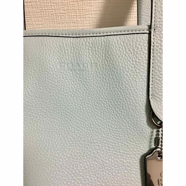 COACH(コーチ)のcoach バッグ♫パステルブルー★大きめサイズ メンズのバッグ(ビジネスバッグ)の商品写真