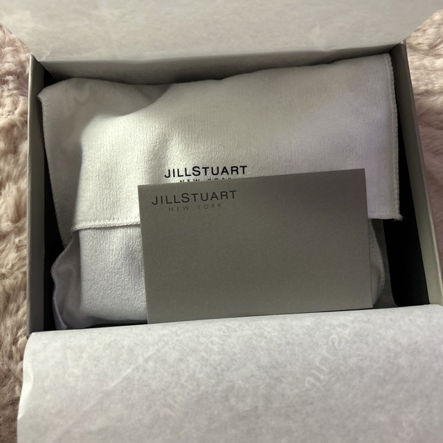 JILL by JILLSTUART(ジルバイジルスチュアート)のJILLSTUART ミニ財布 2つ折り レディースのファッション小物(財布)の商品写真