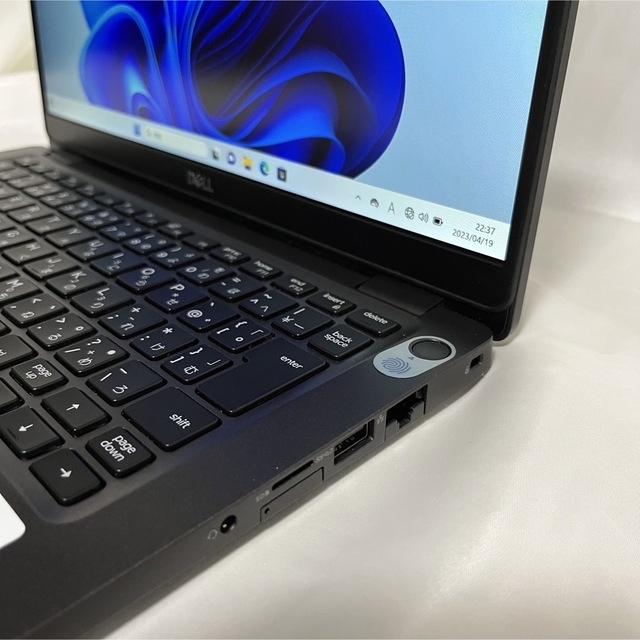 第8世代 DELL Latitude 5300 core i7 8665U 4