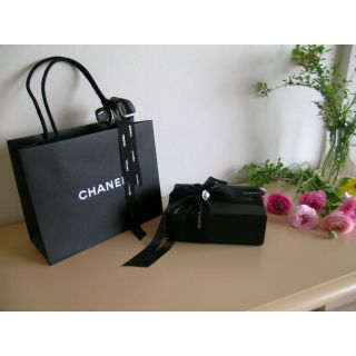 シャネル(CHANEL)の★CHANEL★ソフトケース・空箱・ショップ袋セット★パール・リボン付★ブラック(その他)