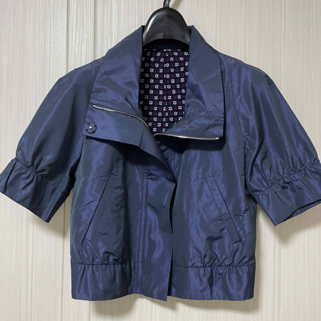COMME CA DU MODE(コムサデモード)のアルチザン　シルク混ジャケット　ショート丈　半袖 レディースのジャケット/アウター(ブルゾン)の商品写真