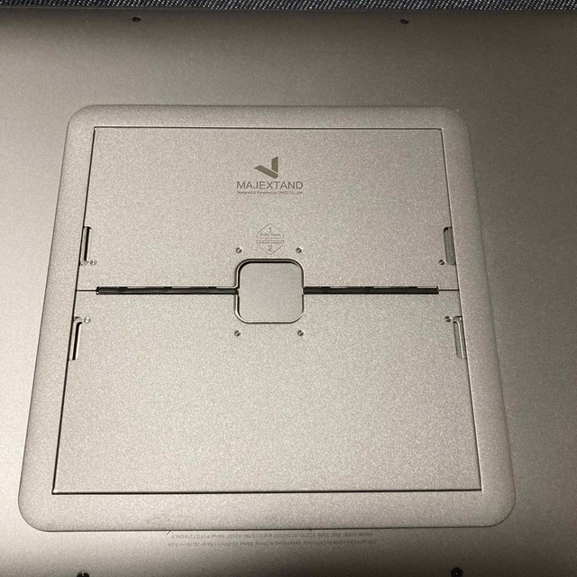 Apple - MacBookAir2020 M1チップ USキーボード 傾き変更スタンドも付属の通販 by ラッコショップ｜アップルならラクマ