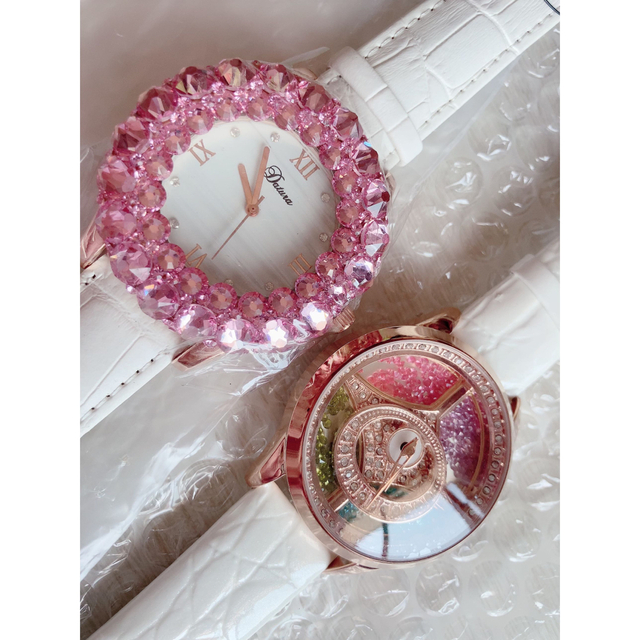 DaTuRa(ダチュラ)のDaTuRa レア　キラキラピンクビジューバブリーウォッチ レディースのファッション小物(腕時計)の商品写真