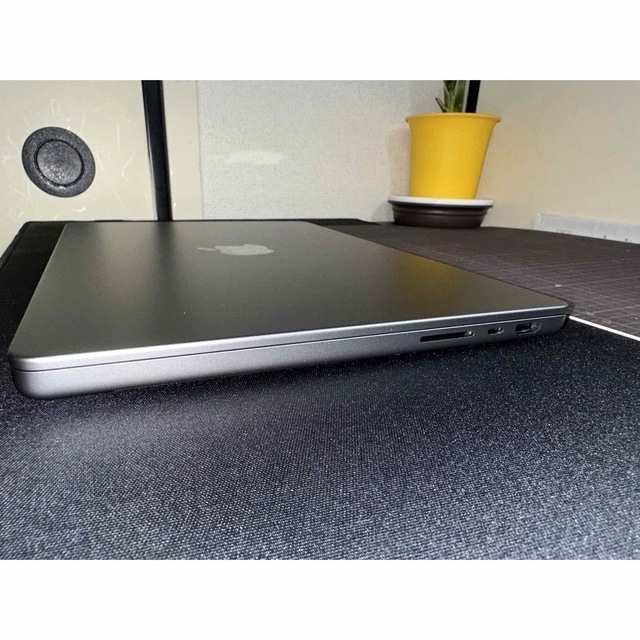【未使用】MacBook Pro 14 M2Pro 16GB/512GB 4