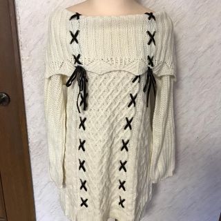 アクシーズファム(axes femme)の【美品】王道☆白ニット(ニット/セーター)