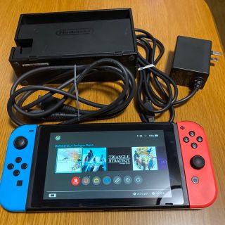 ニンテンドースイッチ(Nintendo Switch)のニンテンドースイッチ本体　正常に動作します　付属品は写真に映っているものが全て(家庭用ゲーム機本体)