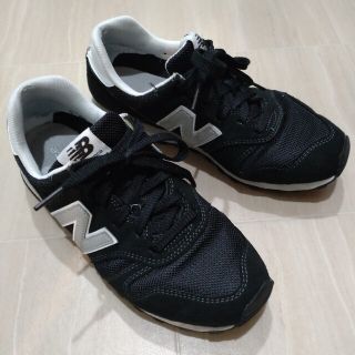 ニューバランス(New Balance)のnew balance　373　ニューバランス　スニーカー　黒　24cm(スニーカー)