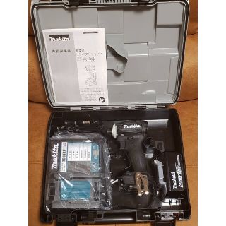 マキタ(Makita)の☆超希少☆　マキタ　インパクトドライバー TD172DGX B【新品・送料無料】(工具)