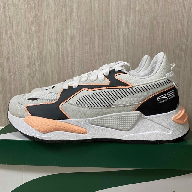 PUMA(プーマ)のプーマ RS-Z アウトライン 27.5 メンズの靴/シューズ(スニーカー)の商品写真