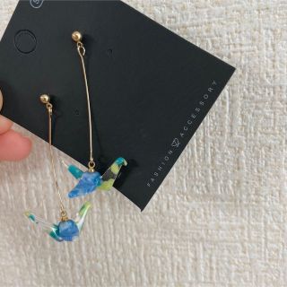 ピアス　鶴 アクリル(ピアス)