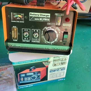 バッテリー充電器セルスターCC-1100DX(その他)