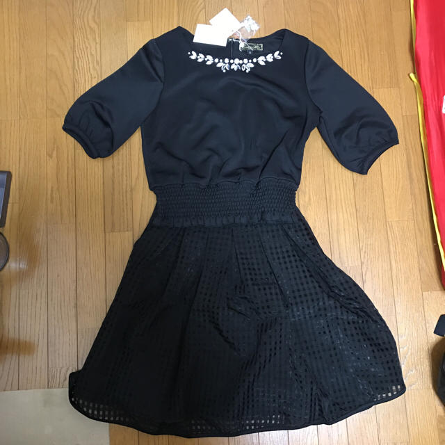 エミリアウィズ♡新品未使用!ノベルティ付きワンピースセットアップ 2