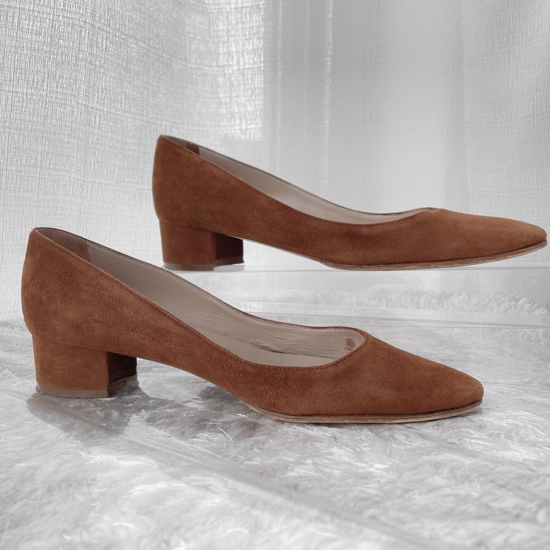 MANOLO BLAHNIK - MANOLO BLAHNIK マノロブラニク リスト二ー フラット