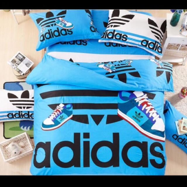 新品★ラス1のadidasベットカバー★シングル
