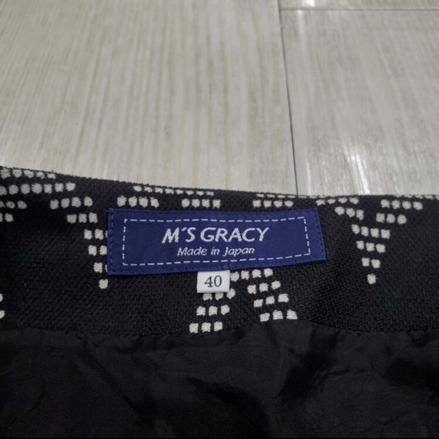 M'S GRACY(エムズグレイシー)の18ss M'S GRACY ストレッチ ドビー ハート プリーツ スカート レディースのスカート(ひざ丈スカート)の商品写真