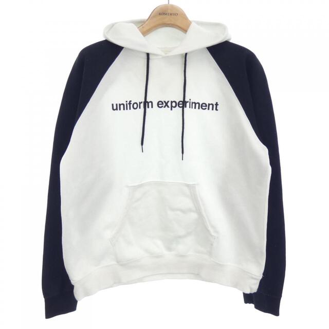 uniform experiment(ユニフォームエクスペリメント)のユニフォームエクスペリメント UNIFORM EXPERIMENT パーカー メンズのトップス(スウェット)の商品写真