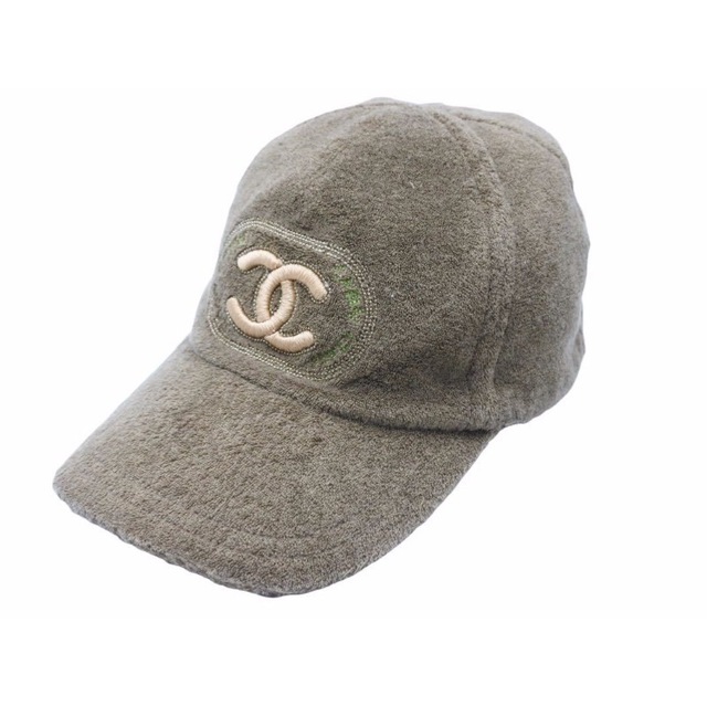 CHANEL(シャネル)のCHANEL シャネル パイル カーキ グリーン 緑 キャップ 帽子 CAP ココマーク サイズM 良好 中古 40986 レディースの帽子(キャップ)の商品写真