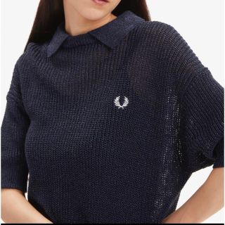 フレッドペリー(FRED PERRY)の【新品同様】FRED PERRY ネイビートップス(カットソー(半袖/袖なし))