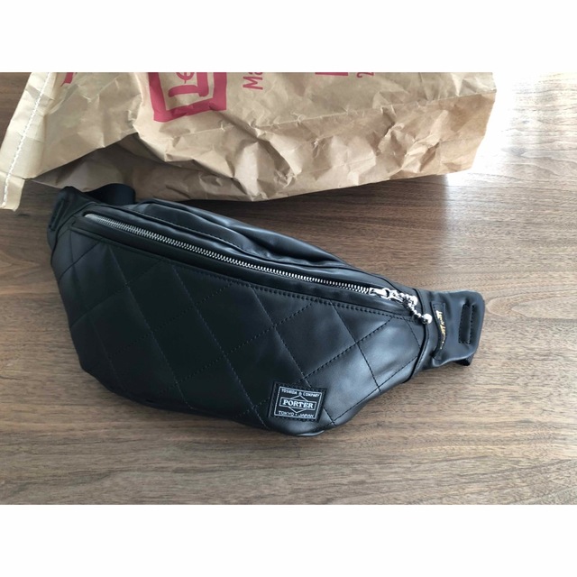 Lewis Leathers - ルイスレザー × ポーター ウエストバッグ 新品 Lewis Leathers - ルイスレザー × ポーター ウエストバッグ 新品