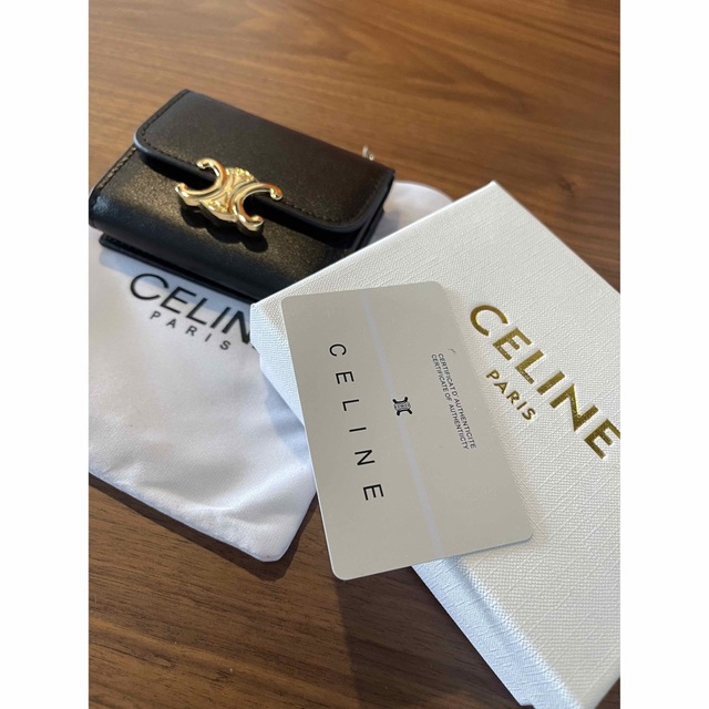 celine(セリーヌ)の新品CELINE❤️小銭&お札入れ🧡 レディースのファッション小物(財布)の商品写真