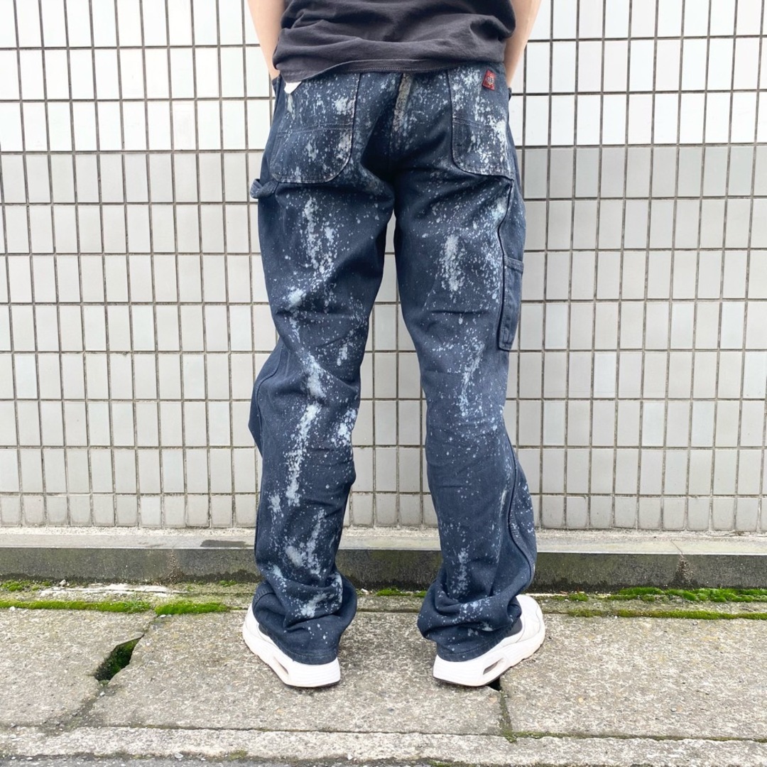 Dickies(ディッキーズ)のUS古着 ディッキーズ Dickies デニム カーペンターパンツ テーパード ブリーチ 後染め LU200RNB サイズ：W37 L34.5 ビッグサイズ ブラック 【中古】 メンズのスーツ(スラックス/スーツパンツ)の商品写真