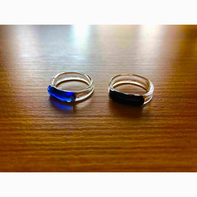 ガラスの指輪　青 レディースのアクセサリー(リング(指輪))の商品写真