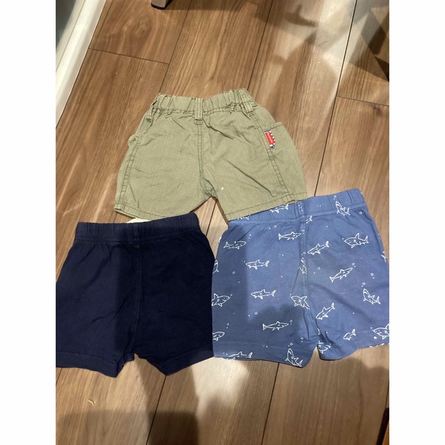 babyGAP(ベビーギャップ)のハーフパンツ3個セット キッズ/ベビー/マタニティのベビー服(~85cm)(パンツ)の商品写真