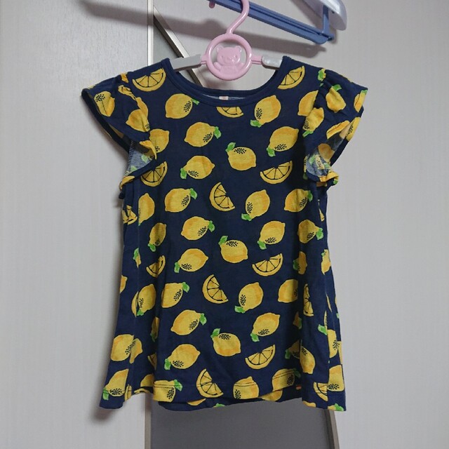 レモン柄 Tシャツ キッズ/ベビー/マタニティのキッズ服女の子用(90cm~)(Tシャツ/カットソー)の商品写真