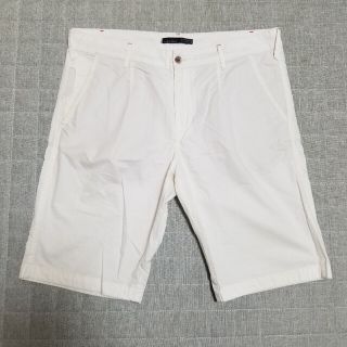 ザラ(ZARA)のZARA MAN BASIC ザラ ショートパンツ ハーフパンツ 白(ショートパンツ)