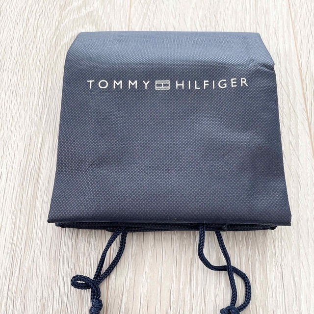 TOMMY HILFIGER(トミーヒルフィガー)の【こけし様専用】トミーヒルフィガー  バッグ保存袋 レディースのバッグ(ショップ袋)の商品写真