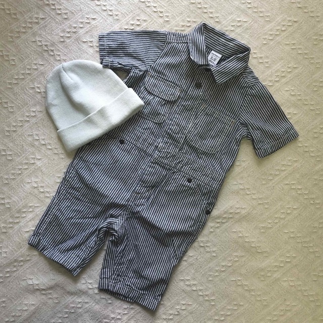 babyGAP(ベビーギャップ)のbaby GAP デニムサロペット 6~12months キッズ/ベビー/マタニティのベビー服(~85cm)(ロンパース)の商品写真