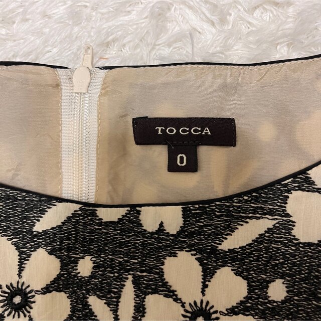 TOCCA(トッカ)のTOCCA トッカ フラワー 刺繍 ワンピース  レース 花柄 レディースのワンピース(ひざ丈ワンピース)の商品写真