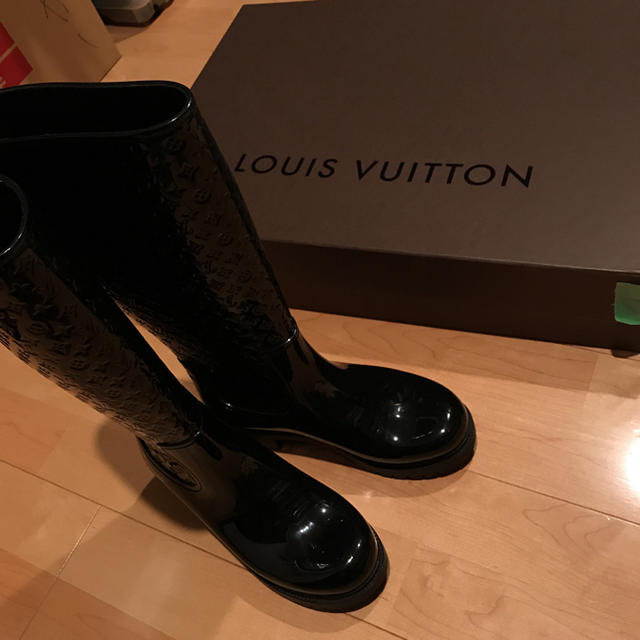 LOUIS VUITTON(ルイヴィトン)のtk-style様用ルイヴィトン レインブーツ37 レディースの靴/シューズ(レインブーツ/長靴)の商品写真