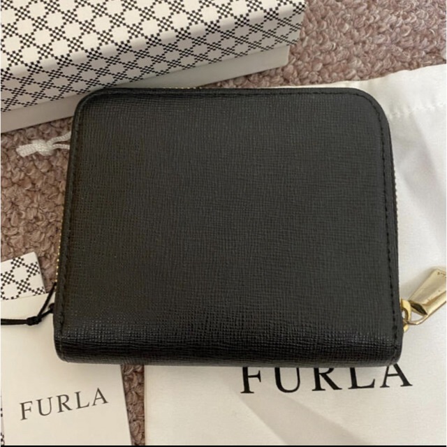 【美品】 ほぼ未使用 FURLA フルラ メトロポリス 二つ折り財布 箱付 金具