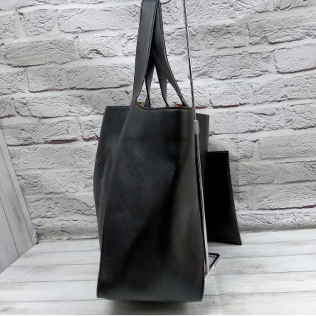 Stella McCartney - 【定価13万】ステラマッカートニー パンチング A4