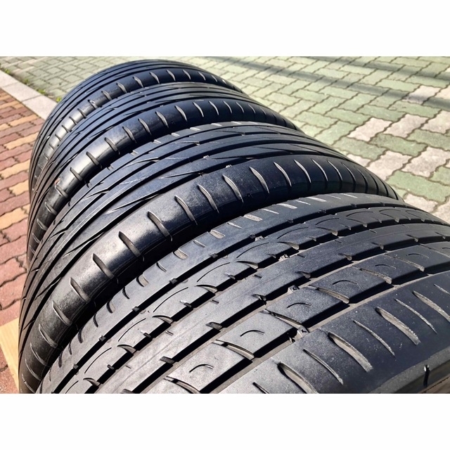 18インチ レイズ ベルサス トリアイナ 215/40R18 215/40/18 自動車/バイクの自動車(タイヤ・ホイールセット)の商品写真