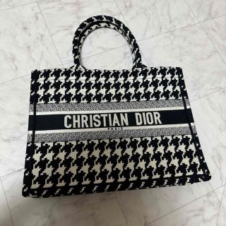 クリスチャンディオール(Christian Dior)のDiorミディアムブックトートバッグ(トートバッグ)