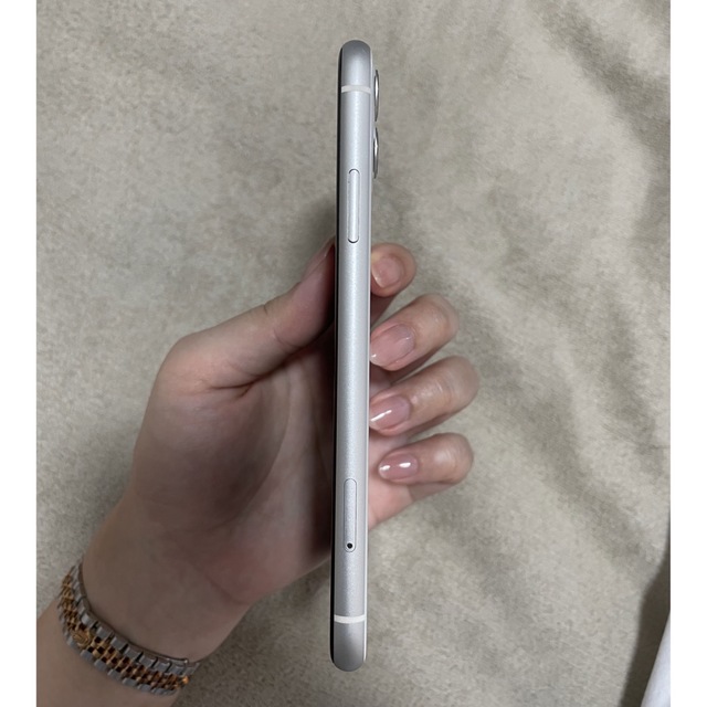 iPhone11 ホワイトホワイトバッテリー最大容量