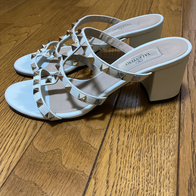 VALENTINO チャンキーヒール サンダル-