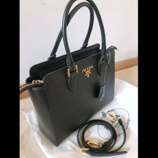 プラダ(PRADA)のPRADA サフィアーノ ブラック(ハンドバッグ)