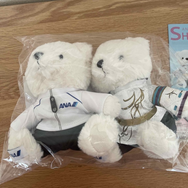 ANA　フライトベア　羽生結弦　限定品　パンフレット付き エンタメ/ホビーのタレントグッズ(スポーツ選手)の商品写真