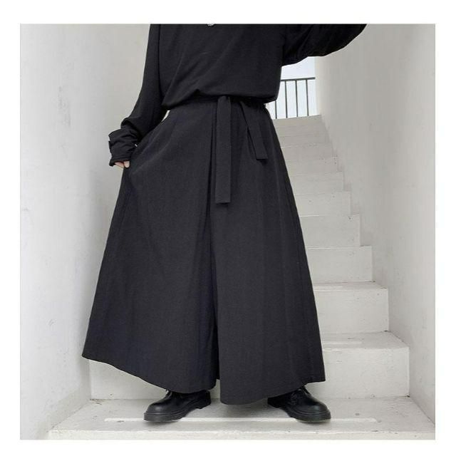 418▢11　袴パンツ　ブラック　リボン付き　モード系　オーバーサイズ　V系 レディースのパンツ(カジュアルパンツ)の商品写真