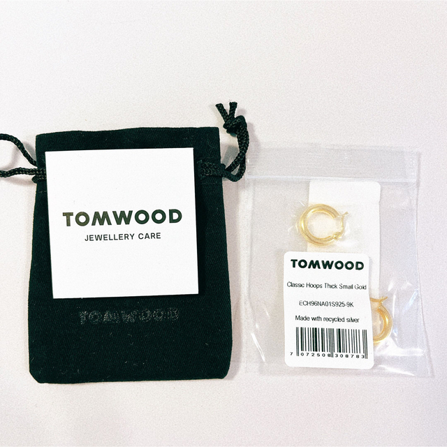 TOM WOOD(トムウッド)のTOM WOOD スモール Classic Hoops Thick ピアス レディースのアクセサリー(ピアス)の商品写真