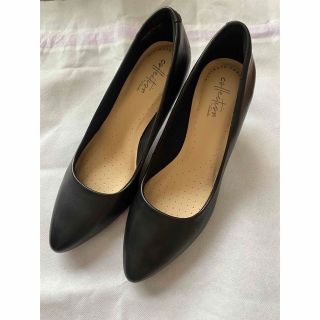 クラークス(Clarks)の中古　Clarks　クラークス パンプス　24(ハイヒール/パンプス)